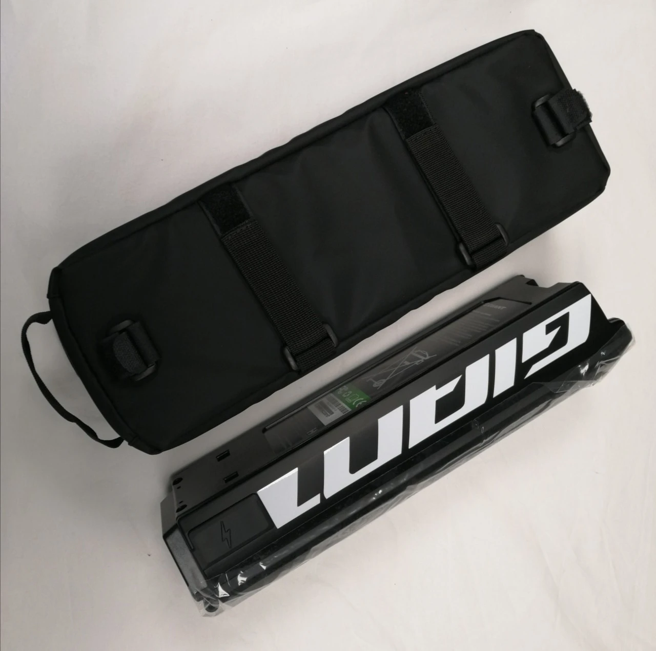 Giant EnergyPak Top-Release 500WH Akku schwarz matt/Logo weiss 3 Pin