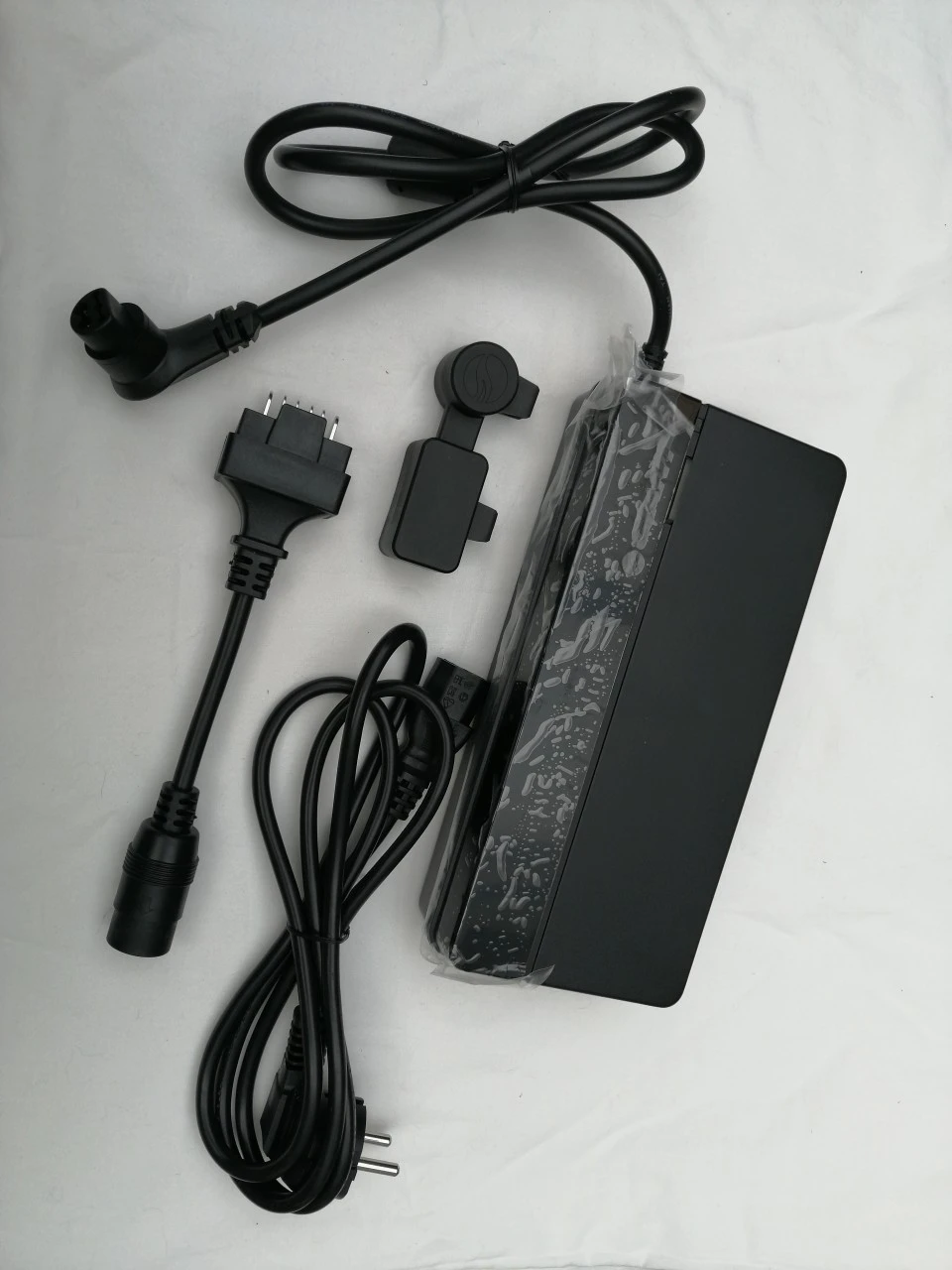 Giant Ladegerät Smart Charger (vollintegrierte Akkus) 6A